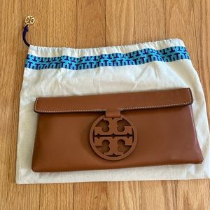 NWOT Tory Burch Miller Clutch
